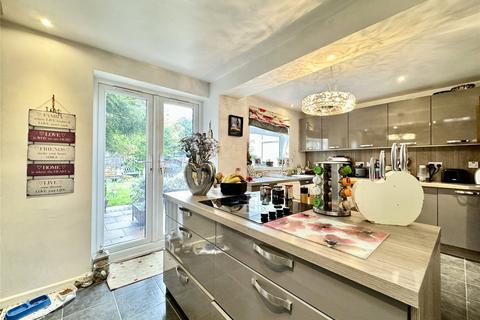 81 Pinks Hill, Swanley, BR8 8NN