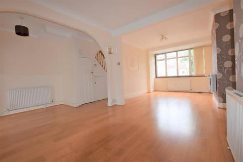 3 bedroom terraced house to rent, Gerald Road, Dagenham, RM8