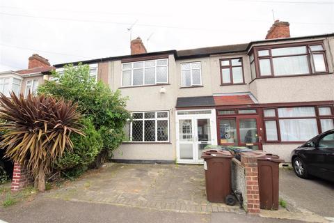 3 bedroom terraced house to rent, Gerald Road, Dagenham, RM8