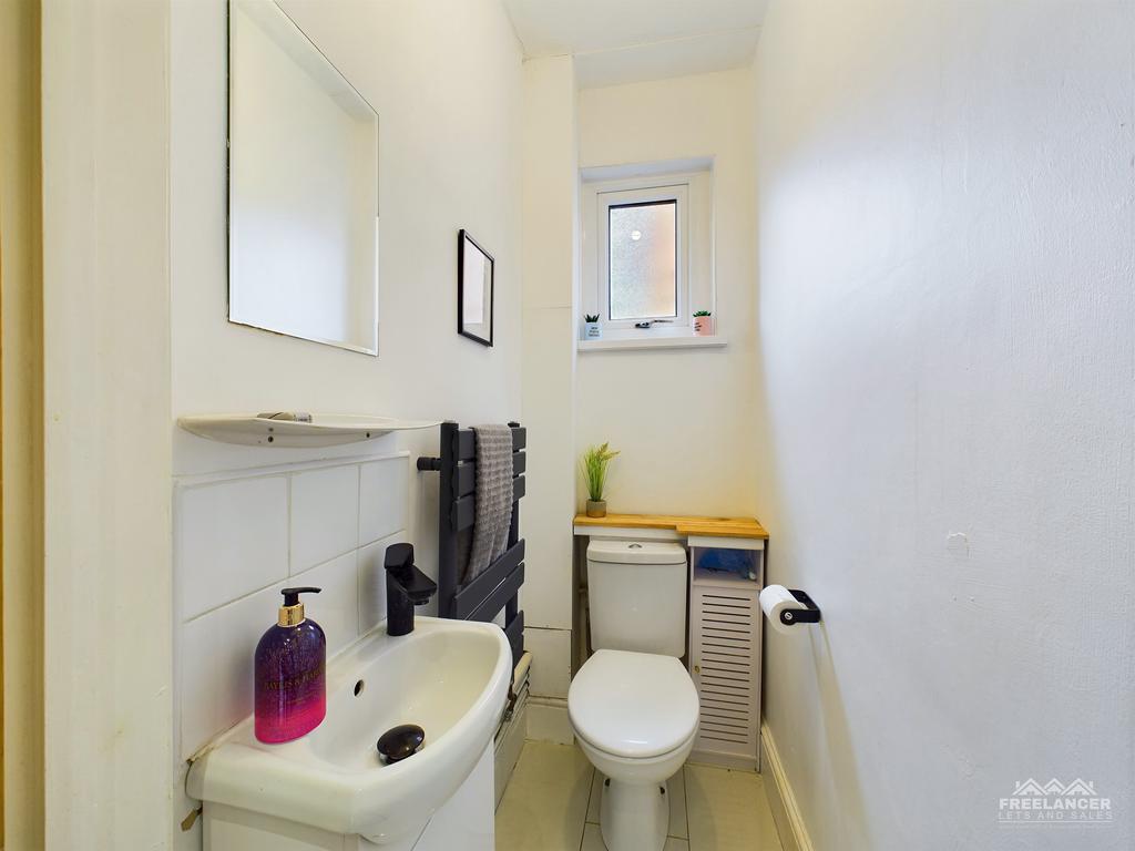 Ground floor wc