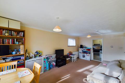 2 bedroom flat for sale, Worcester Road, Worcester House, SM2