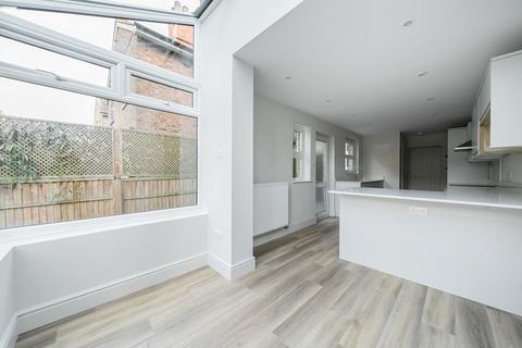 4 bedroom terraced house for sale, Cadogan Gardens, Off Calverley Road, TN1