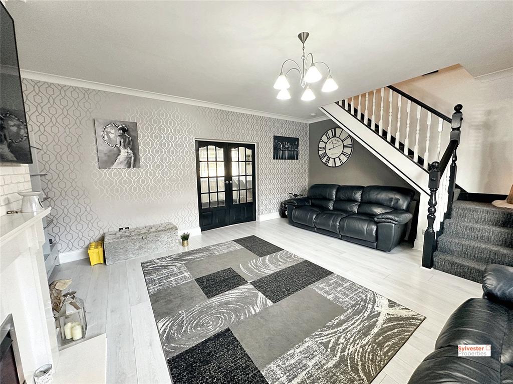 Queen Street, Grange Villa, Chester... 3 bed terraced house for sale