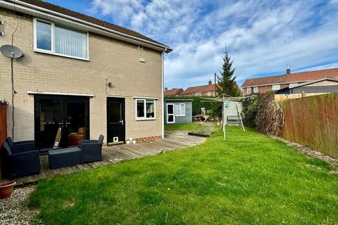 2 bedroom end of terrace house for sale, Otterburn Close, Darlington