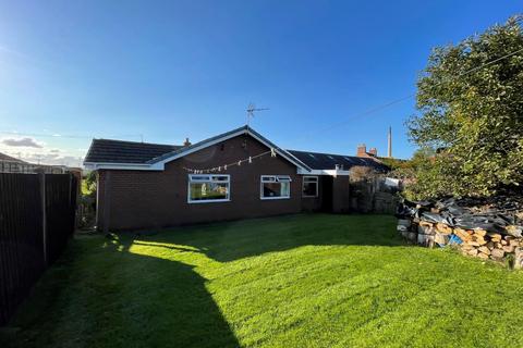 2 bedroom bungalow for sale, Pool Lane, Thornton-Le-Moors, Chester