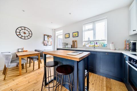 3 bedroom terraced house for sale, Strathmore Road, Teddington, TW11