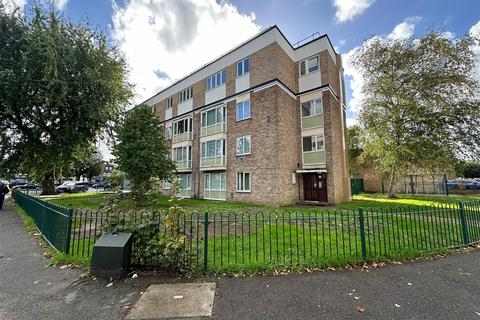 2 bedroom apartment for sale, Bethany Way, Bedfont