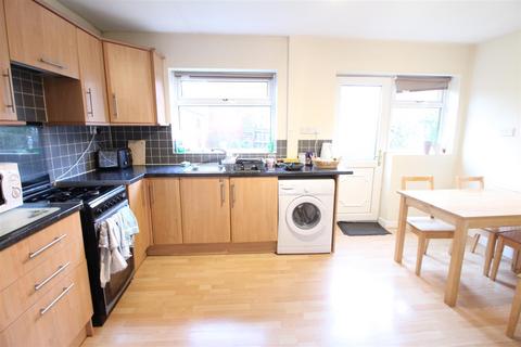 2 bedroom end of terrace house to rent, *£135pppw Excluding Bills* Abbey Bridge, Lenton,  NG7 2NH