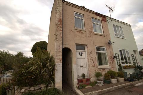 2 bedroom semi-detached house for sale, Sunny Bank, Knottingley