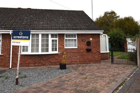 2 bedroom semi-detached bungalow for sale, Poplar Drive, Hook, Goole