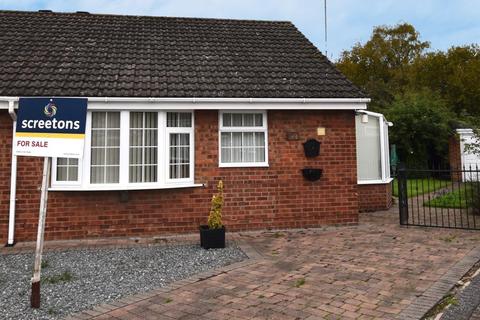 2 bedroom semi-detached bungalow for sale, Poplar Drive, Hook, Goole