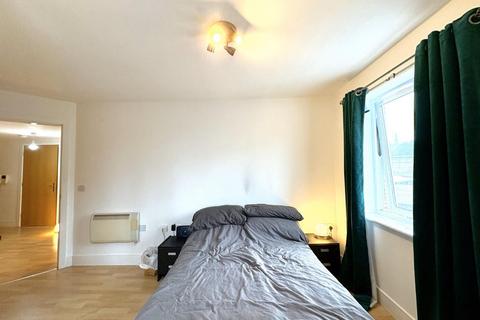 2 bedroom flat for sale, Apartment 61, Ellis Court, Dewsbury, West Yorkshire