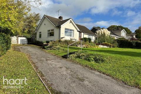 4 bedroom detached bungalow for sale, Lower Prospect Road, Monmouth