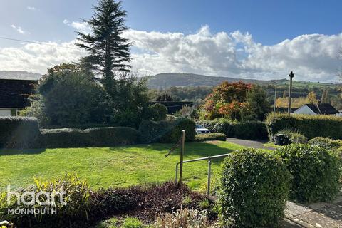 4 bedroom detached bungalow for sale, Lower Prospect Road, Monmouth