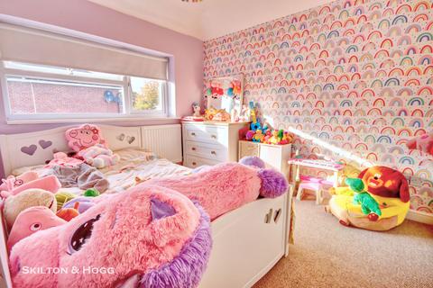 25 Balliol Road, Daventry, NN11 4RE