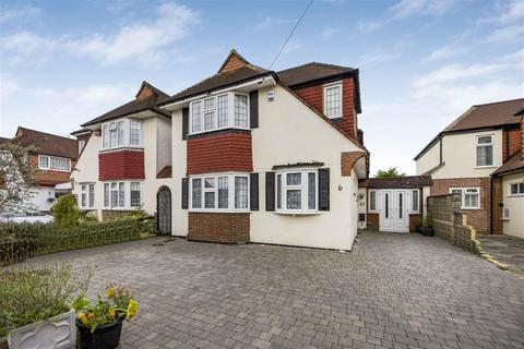 4 bedroom house for sale, Holmsley Close, New Malden, KT3