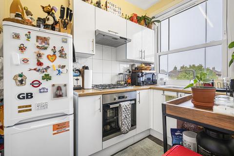 1 bedroom apartment for sale, Holmesdale Road, London, SE25