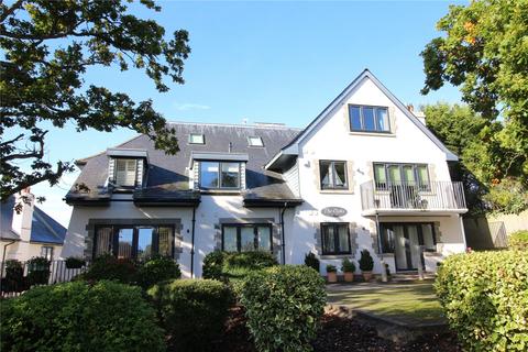 2 bedroom apartment for sale, The Oaks, Barton Court Avenue, Barton On Sea, Hampshire, BH25