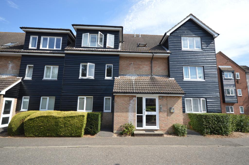 Brooklands Walk, Chelmsford CM2 9 BH