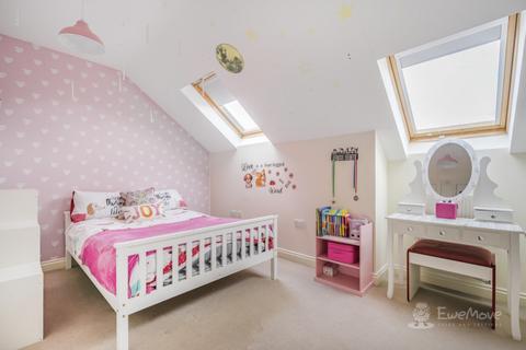 3 Sandfield Crescent, Whiston, Prescot, L35 7HJ