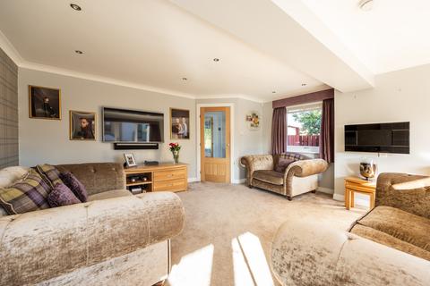 32 Burnbank, Straiton, Loanhead, EH20 9NE