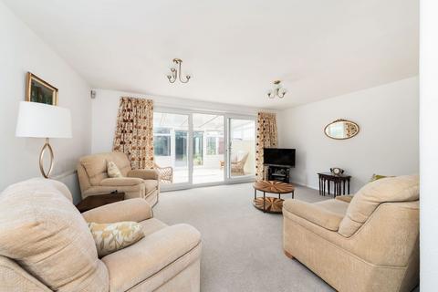 4 bedroom detached house for sale, Plough Close, Shillingford OX10