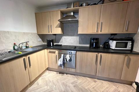 2 bedroom flat to rent, William Court, Acland Road, Exeter