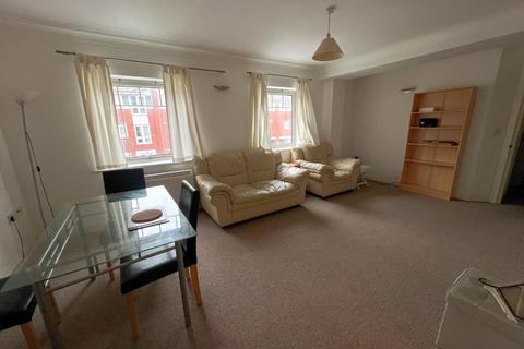 2 bedroom flat to rent, William Court, Acland Road, Exeter