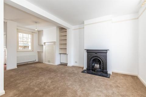 3 bedroom end of terrace house to rent, Paddock Road, Lewes BN7 1UU