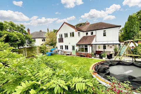 5 bedroom detached house for sale, Beresford Crescent, Newcastle, ST5