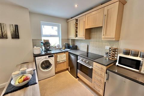 2 bedroom apartment for sale, Rhodes Top, Padfield, Glossop