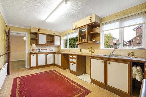 3 bedroom detached house for sale, Rochester Way, Darlington