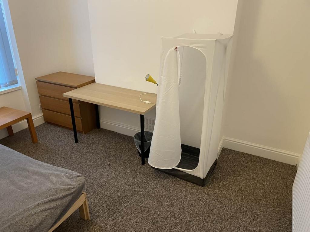 Bedroom 2, 2