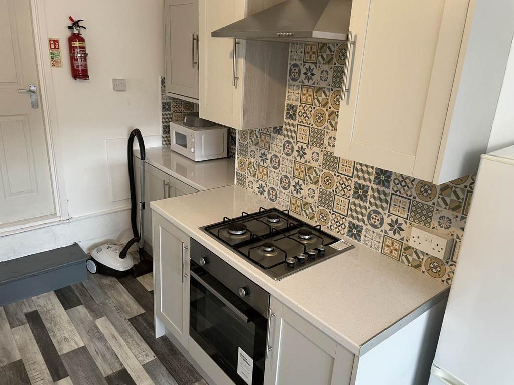 Kitchen 3