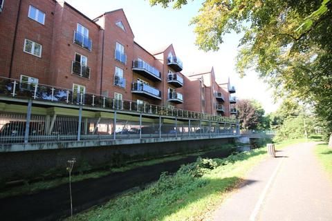 2 bedroom flat for sale, Welham Street, Grantham