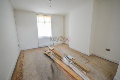 2 bedroom end of terrace house for sale, High Street, Killamarsh, Sheffield, S21