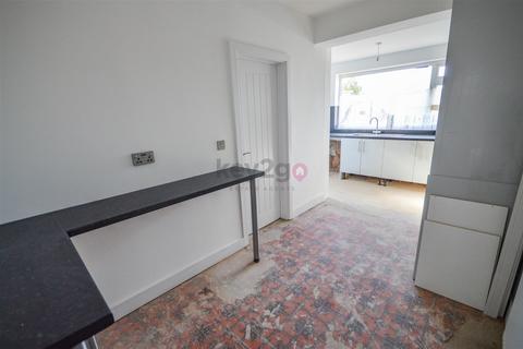 2 bedroom end of terrace house for sale, High Street, Killamarsh, Sheffield, S21