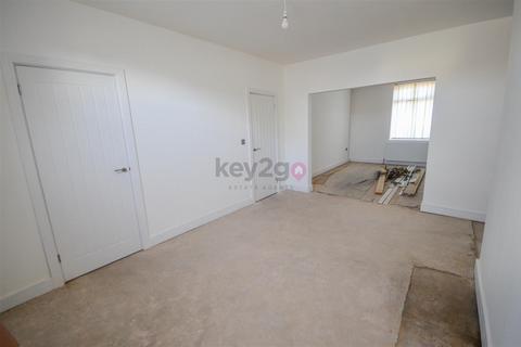 2 bedroom end of terrace house for sale, High Street, Killamarsh, Sheffield, S21