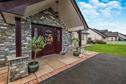 5 bedroom detached house for sale, Dan Y Dderwen, Rhydargaeau, Carmarthen, Carmarthenshire, SA32