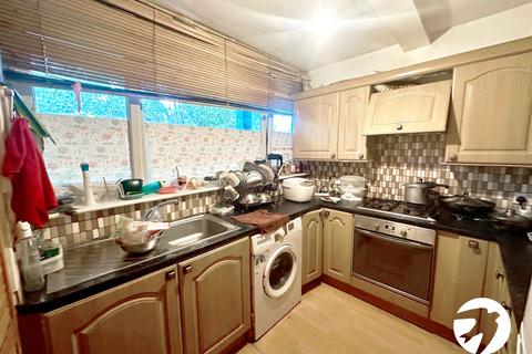 3 bedroom flat for sale, Lewisham Road, London, SE13