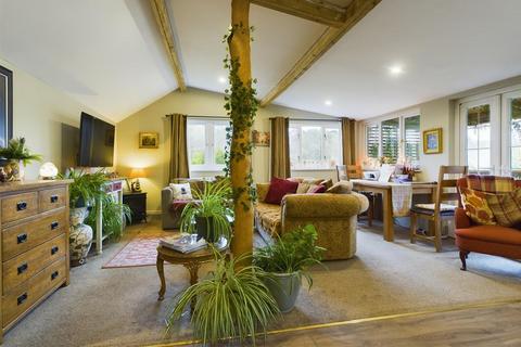 2 bedroom chalet for sale, Hawkbatch, Bewdley