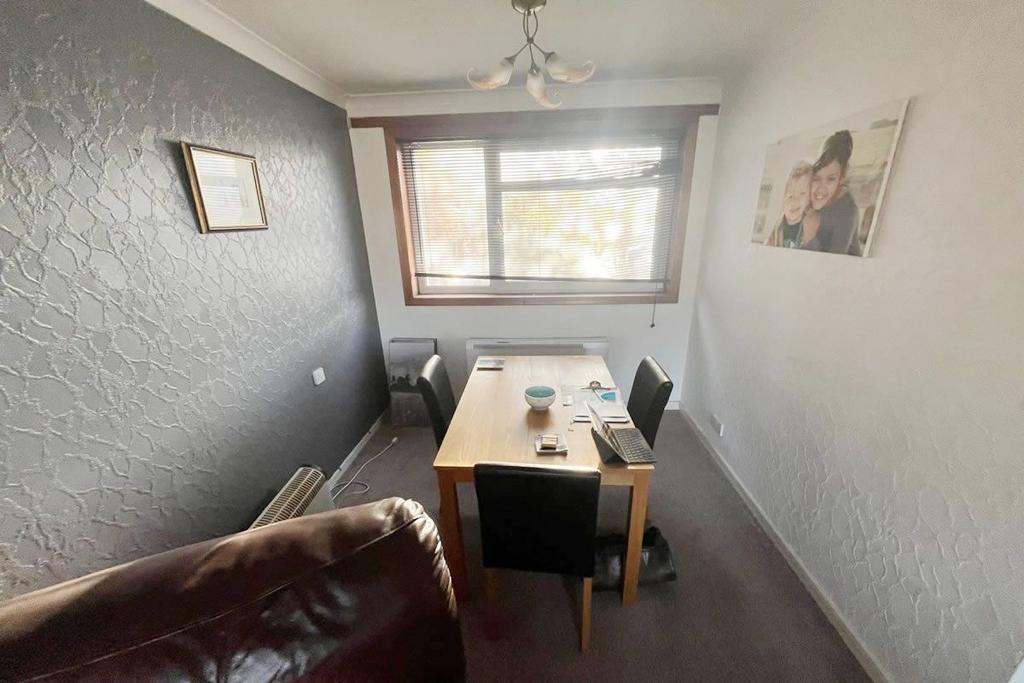 Orkney Place, Kirkcaldy, Fife KY1 1 bed flat for sale £34,000