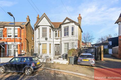 1 bedroom flat for sale, Grafton Road, London