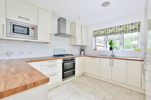 4 bedroom house for sale, Jubilee Walk, Kings Langley, WD4