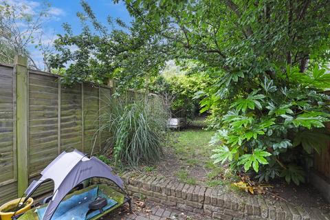 2 bedroom terraced house for sale, West Grove, Woodford Green IG8