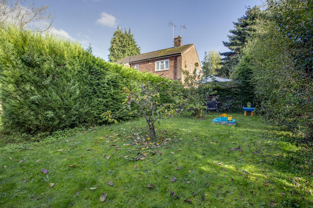 18 Pondwicks, Amersham Old Town, HP7 0 EP-11