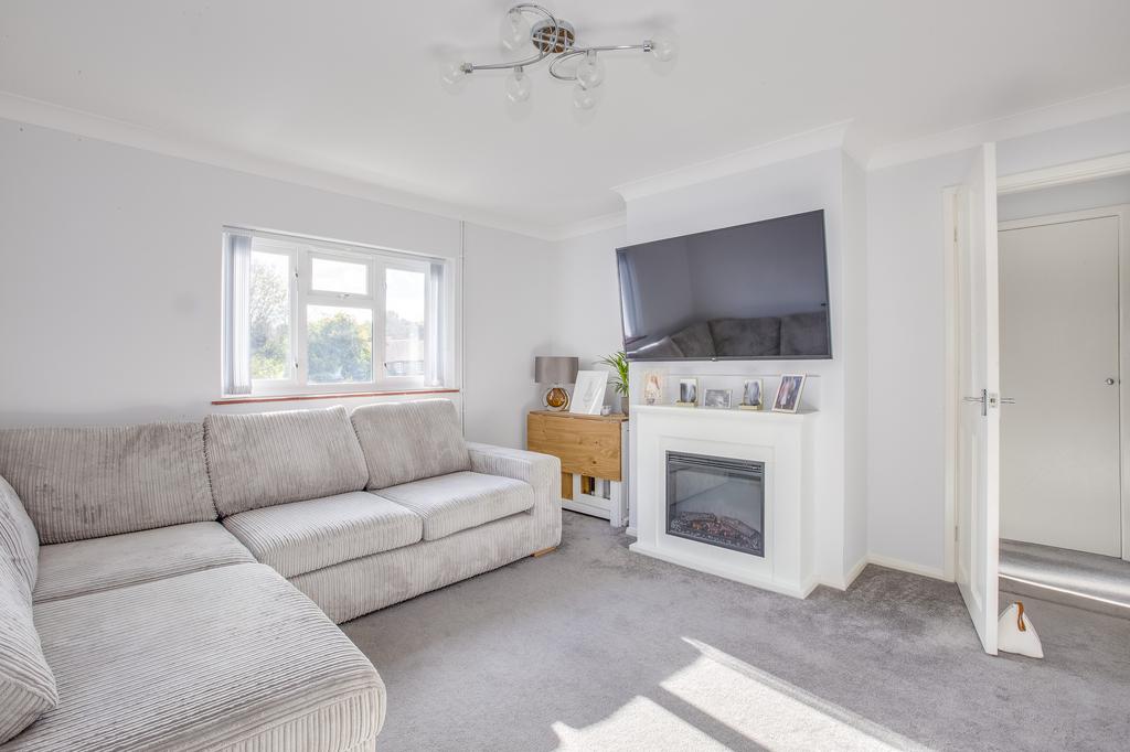 18 Pondwicks, Amersham Old Town, HP7 0 EP-2