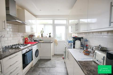 3 bedroom house for sale, Denham Road, London, N20