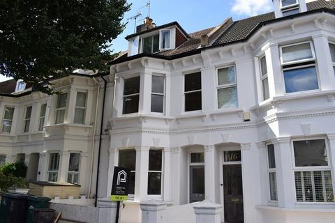 2 bedroom maisonette to rent, Newtown Road, Hove, BN3 6AB.