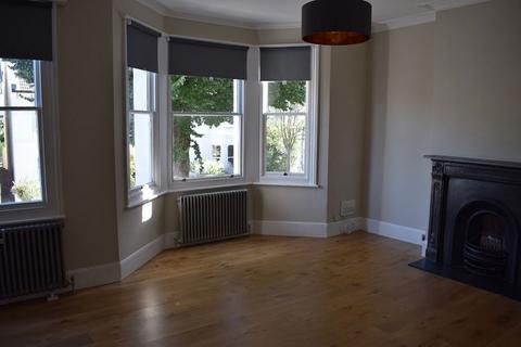 2 bedroom maisonette to rent, Newtown Road, Hove, BN3 6AB.